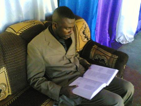 rev dzabatou patrick dans la meditation de la bible